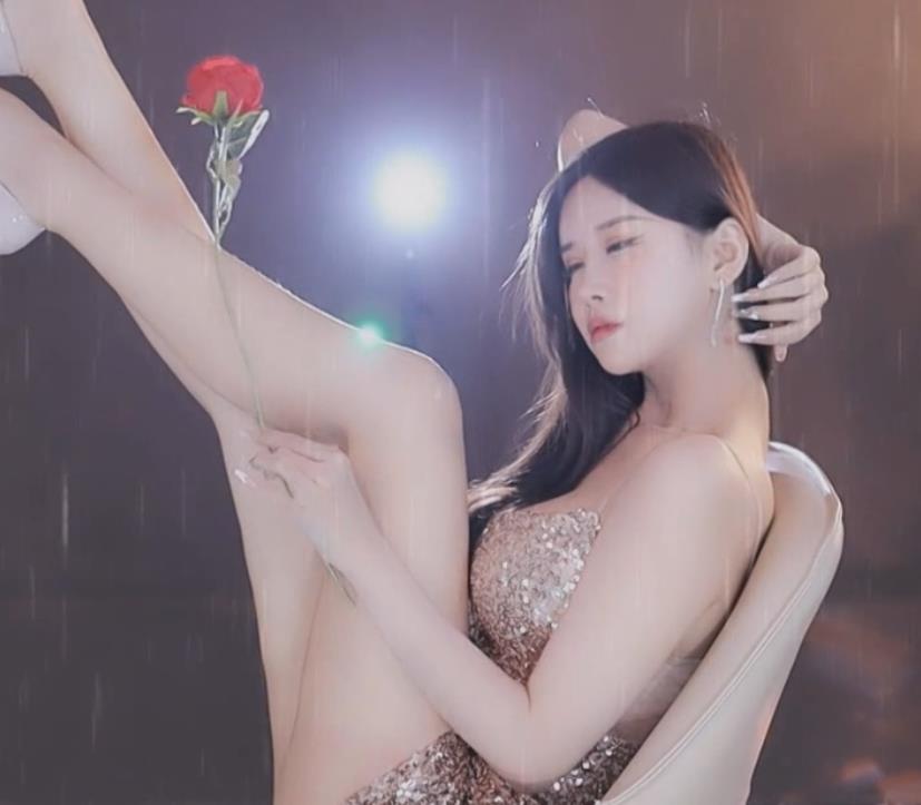 网易舞蹈女神《小恩雅》万元定制情景剧一对一定制视频合集