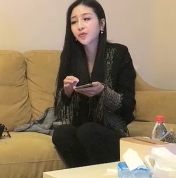 探花系列-极品美熟女有尺度私拍