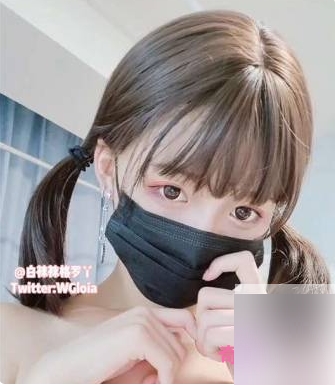 二次元网红《白袜袜格罗丫》的书记舞系列