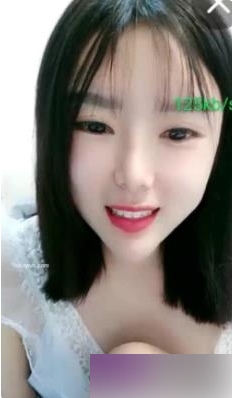 虎牙清纯萌妹（萌萌tang），唇红齿白脸蛋笑靥如花【941MB】