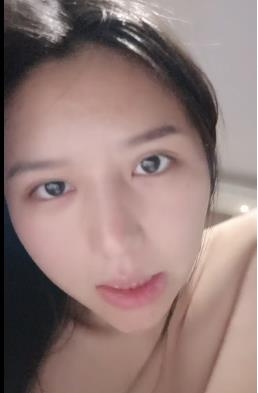 素颜女友的上位露脸视频,无保护措施,打粑粑