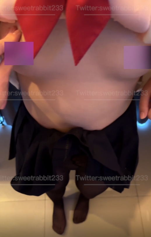 软萌兔兔酱黑丝陪玩视频资源