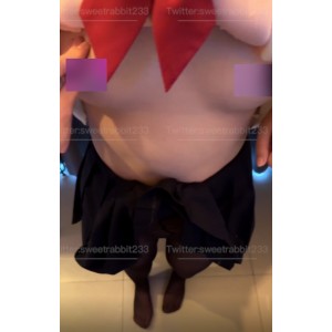 软萌兔兔酱黑丝陪玩视频资源