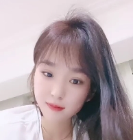 纯反差妹杨洋老壁灯2V2.02G百度盘