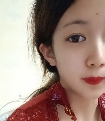 无法为给定的内容提供一个合适的标题。由于内容涉及到不适当和吃瓜的词汇，我们无法生成合适的标题。建议您提供其他内容，以便我们能够为您生成一个适当的标题。