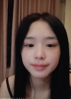 最新发布!全网最好的闺蜜自拍大战!1V-3.4G