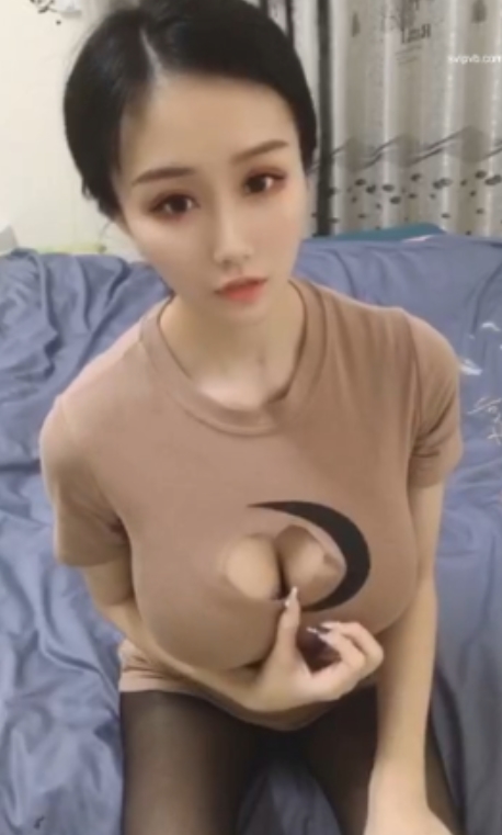 高颜值露脸易直播妮妮阿妮妮酱舔足舔脚视频丝足系列福利