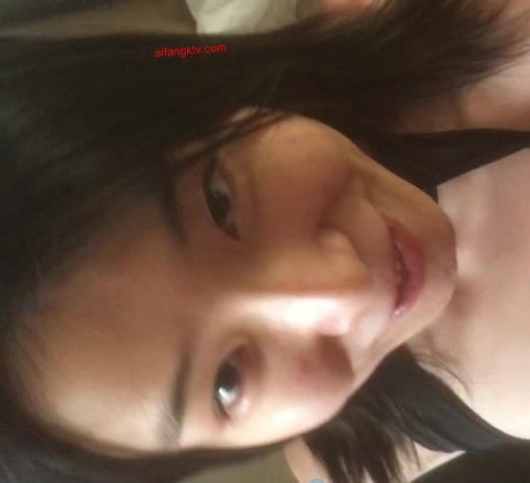 网红少女何惠露脸大罩杯视频集合