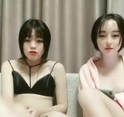 优质主播小热巴与闺蜜合集：爆火互动视频4V-5.5G
