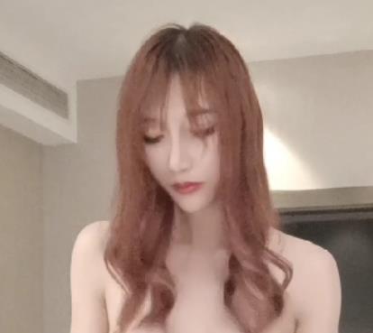 TS芭娜娜美妖视频10V4.8G资源，与金主妹子共舞
