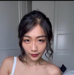 台湾S妹bunnybrownie火爆onlyfans合集，117个视频总大小8.8G，用嘴吞金迎接男主，迷人表情尽收眼底
