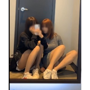 成熟主妇美腿诱惑合集，932M视频尽显腿控魅力