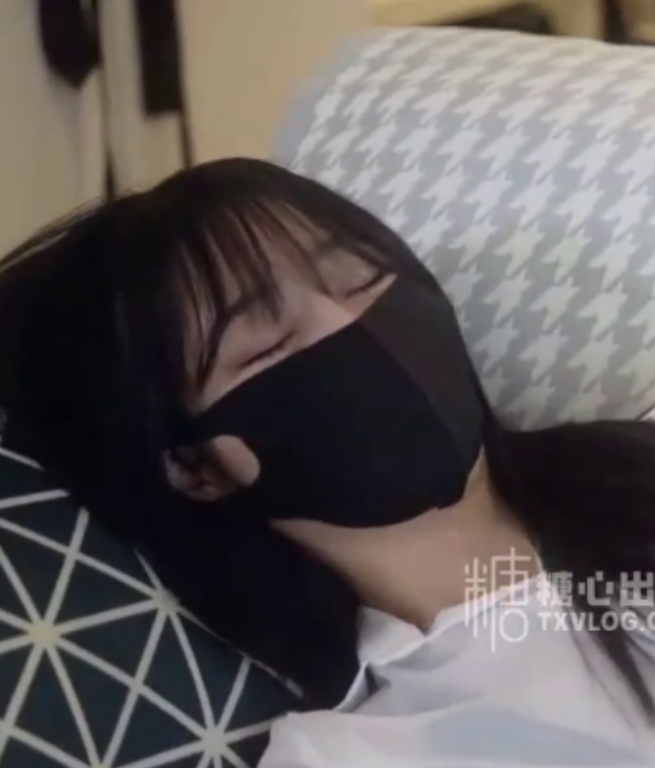 糖心Vlog:可爱学生与女教师的互动解压之旅