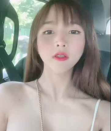 解压顺序解压即可。百度云链接提供了便捷的下载方式,让粉丝们能够轻松获取这个精彩的视频合集。赶快点击链接,一睹Aomyumi的风采吧!