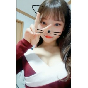 韩国主播鹿小姐deer98：游戏攻略专家，视频收藏达184个