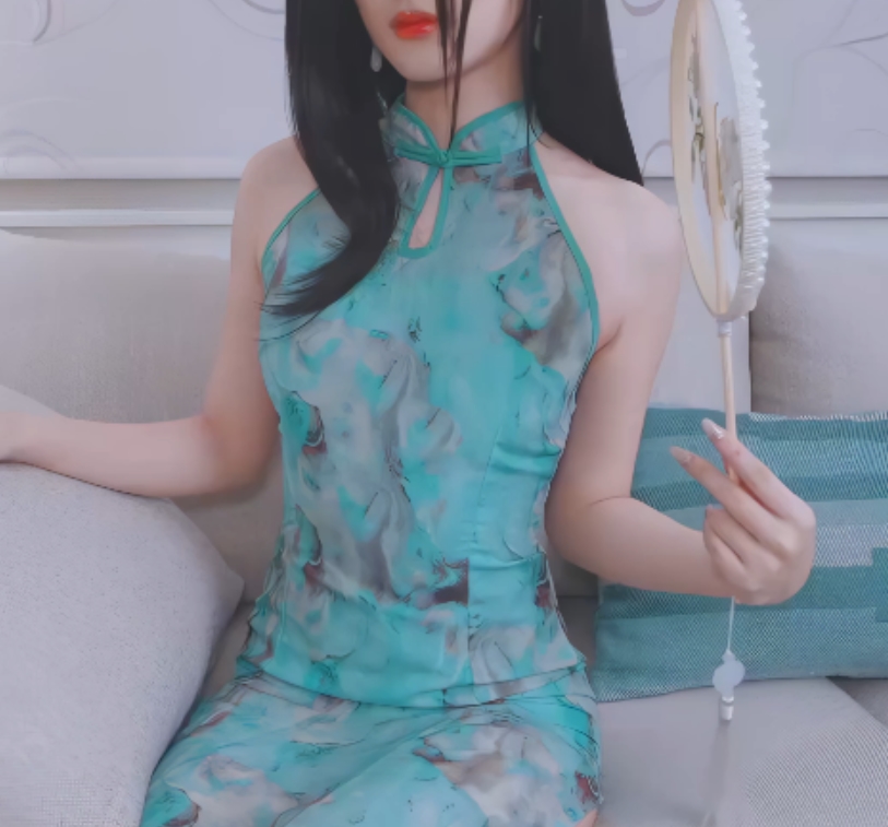 反差女神FortuneCuttie百度ED2K合集，收cang+du家互动姐姐弟弟