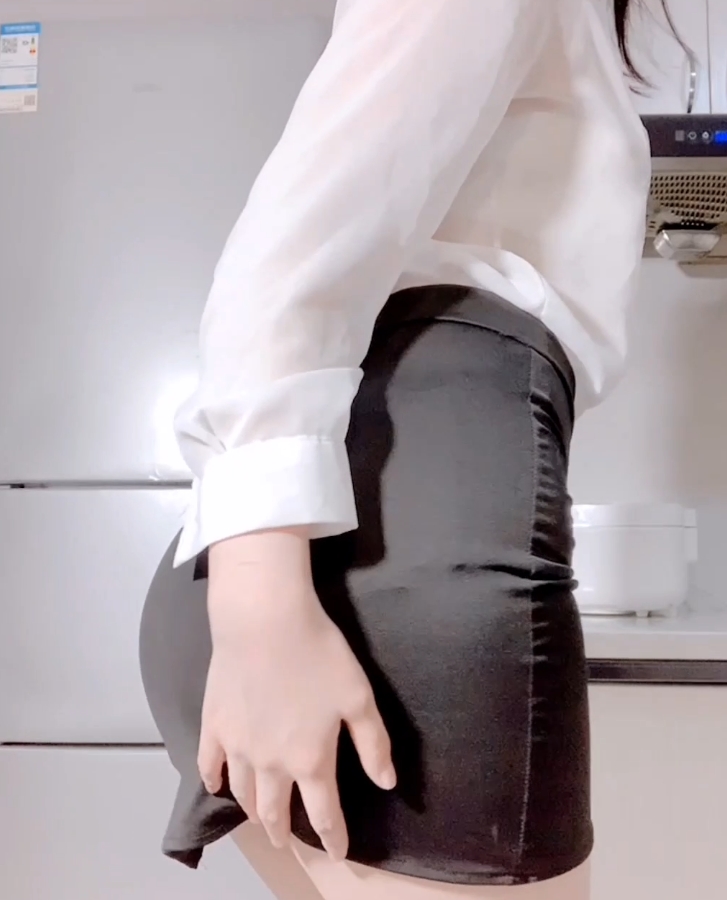 2K49.7g要词甜月月酱视频合集