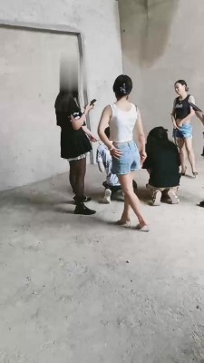 奶酪S4S工地群殴跟踪狂四视角版视频大小544*960，时长63+62+62+62分钟