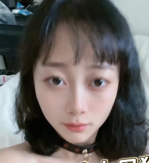 21g私拍视频：黑猫露娜酱大四学生妹的独特风采