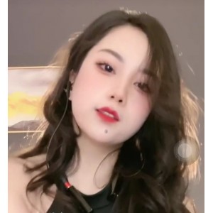 疯狂抖音美女系列最新更新，主角小明展现魅力，视频数量众多，画质清晰，存储在百度盘上！