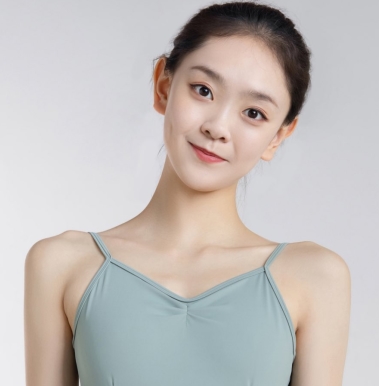 网红小姐姐抖音私密圈：185个视频、390张图片、816兆大小，热舞BGM变装风格任你欣赏