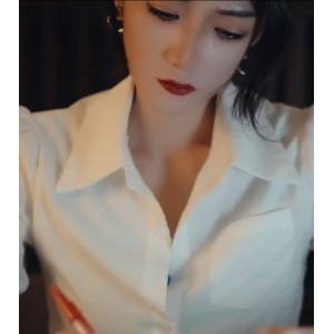 体内容，但可以肯定的是，这部视频将会给观众带来全新的视听体验。如果你想要观看这部视频，可以在D某处找到它，同时也可以在百度盘上下载到1v+1.5G的高清版本。不要错过这部由小江疏影主编的开放作品，让我们一起来领略其中的魅力吧！
