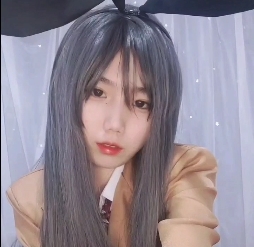 露脸妹子36V5.5G百度云视频，诱惑LSP，解压密码ll小东西