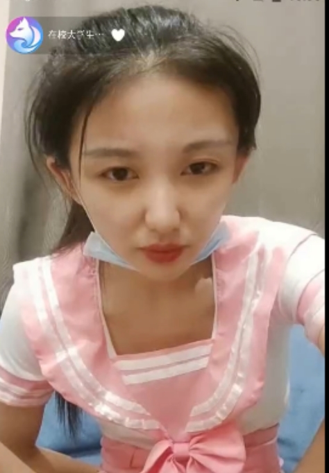 在校直播精选：哆哆视频合集，96个视频，39.3GB，百度补档ED2K资源，大三小依依精彩回顾