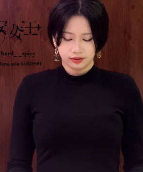 自行打包百度盘解压教学安女王最新合集2V333M，手指辣椒串珠互动