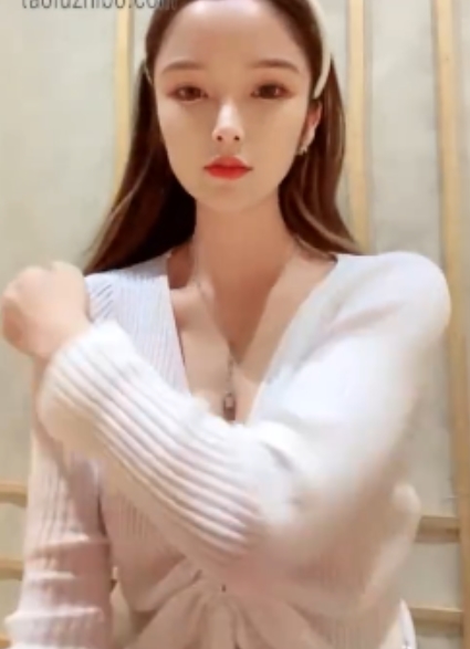 套路直播9月甜美合集100V25G，精彩瞬间尽在其中