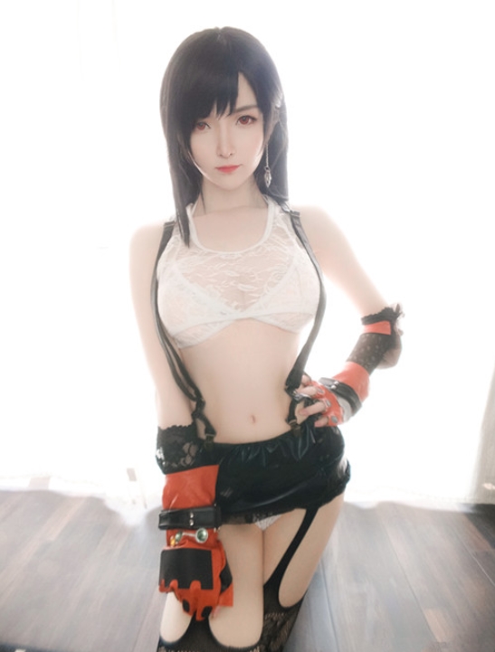 推特魔法秋秋丰满视频合集18部14.4G