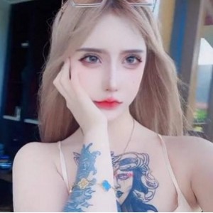 微博金伊娜劲爆合集30部12G肉感十足