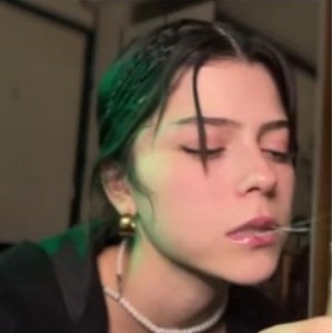 **推特珍藏版Blake自拍16V2.5G**