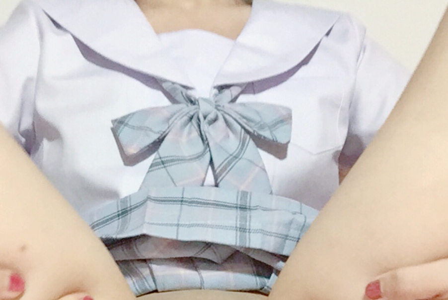 百度沂禾喵喵原版福利合集多部7.1G，人娇小带痣