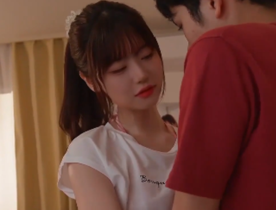 Hina张娜英奇妙对决两套激战1.2G深夜必看