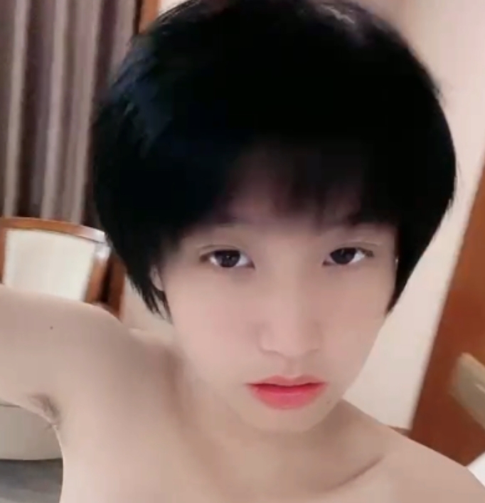 比心陪玩小雪珍藏视频合集23部9.85G双马尾福利