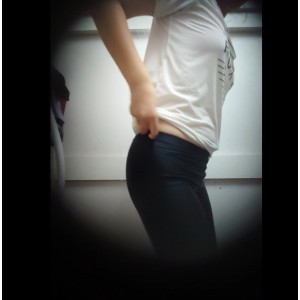 浴室门缝小光阴优质拍摄1V461MB视角绝了