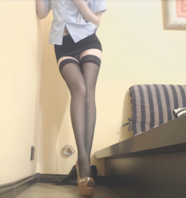 微博原味小辣椒自娱合集10部5G劲爆