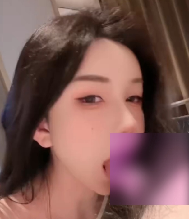 依依liu纯欲TS超火剪辑21部2.8G珍藏版