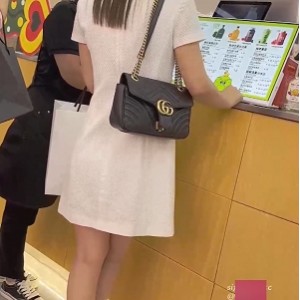 街拍KFC抄底绝密合集14V1.08G