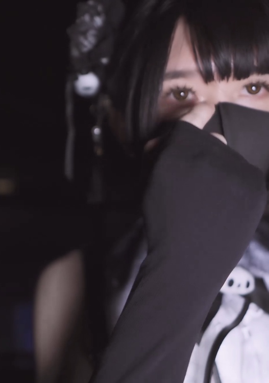 火辣曦曦伪娘视频1部240MB网盘