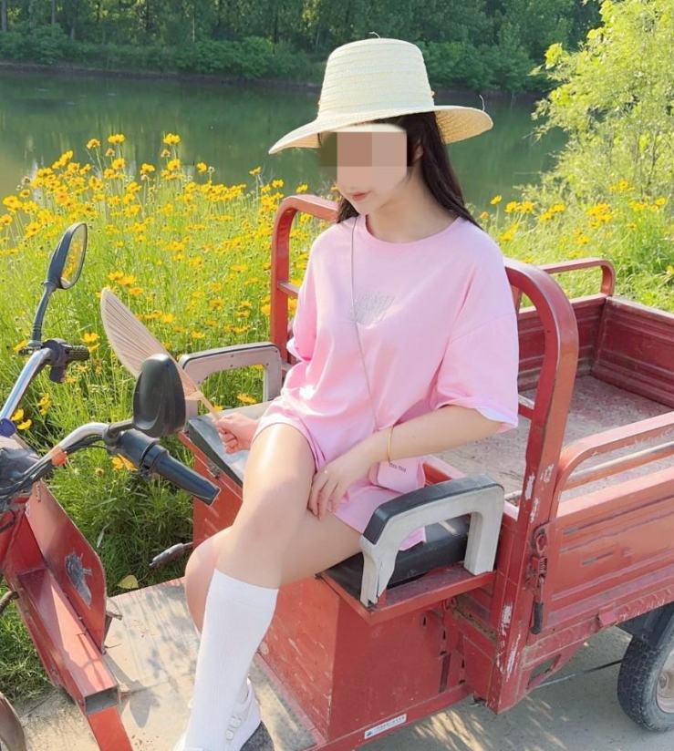 御姐范主播会的亲姐姐野外路边搭讪小合集24V10.5G真会玩啊
