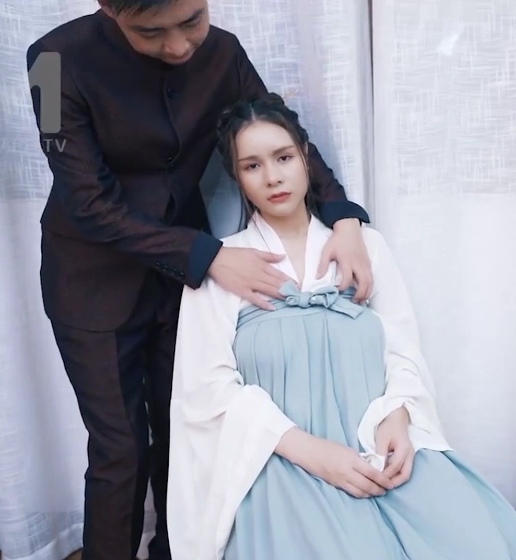 唯美自拍大罩杯表妹汉服弹琴1V734M冲击力爆棚