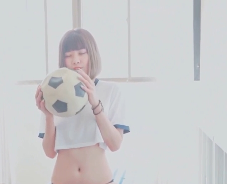 果宝宝JVID清纯养眼891MB学生剧情1部