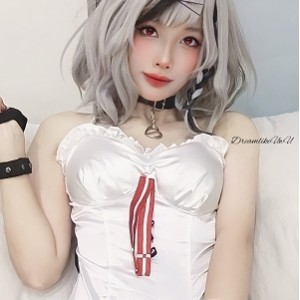 梦幻尤物DreamlikeUwU绝美典藏12套三人游39P+35V5.36G