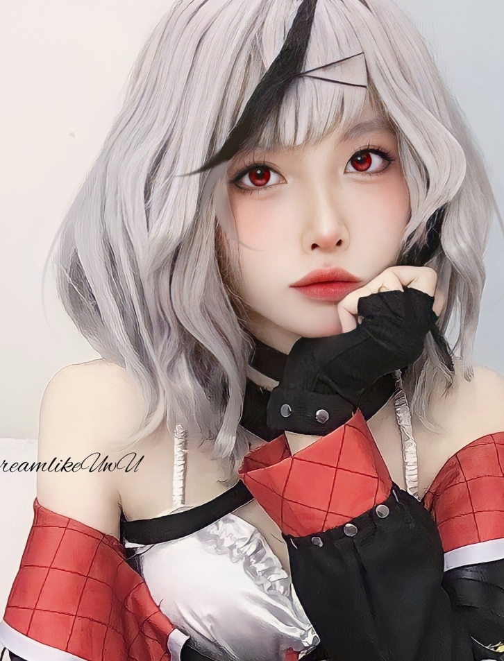 梦幻尤物DreamlikeUwU绝美典藏12套三人游39P+35V5.36G