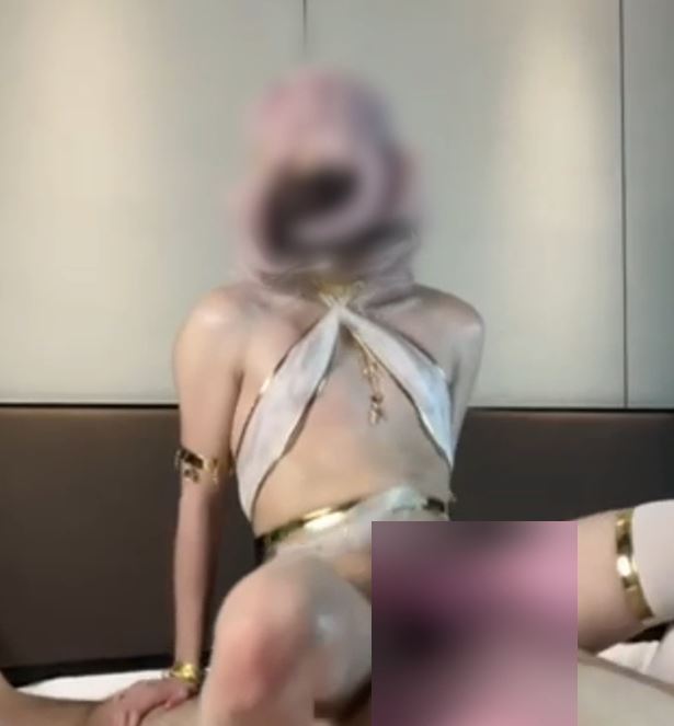伪娘墨墨不是陌陌推特精灵舞娘1部1.7G反差太顶
