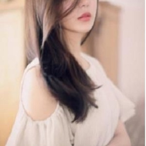 推特咬一口小奈樱小学妹私拍1V2.1G超美新单集