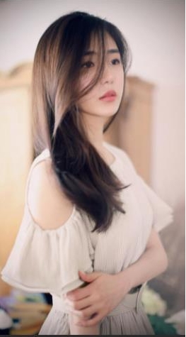 推特咬一口小奈樱小学妹私拍1V2.1G超美新单集